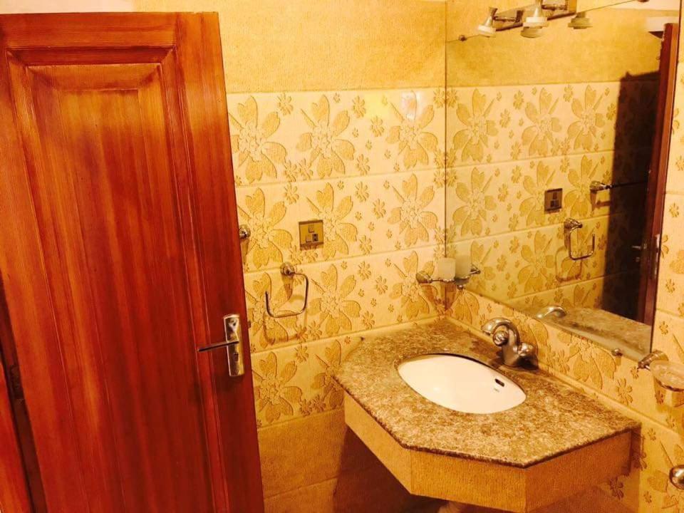 Pak Hotel Islamabad Eksteriør billede